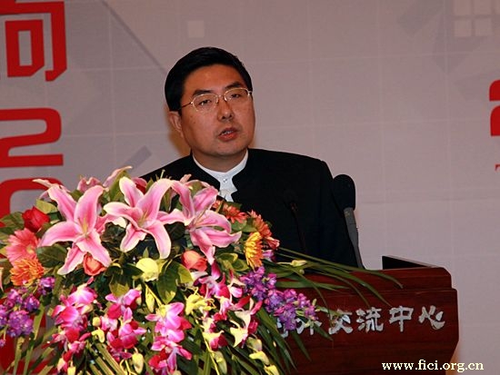 “第八届中国文化产业新年论坛”于2011年1月8日-9日在北京召开。上图为商务部产业损害调查局产业分析与预警处处长张勇。