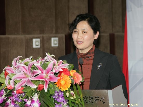 “第八届中国文化产业新年论坛”于2011年1月8日-9日在北京召开。上图为北京大学法学院教授张平。"