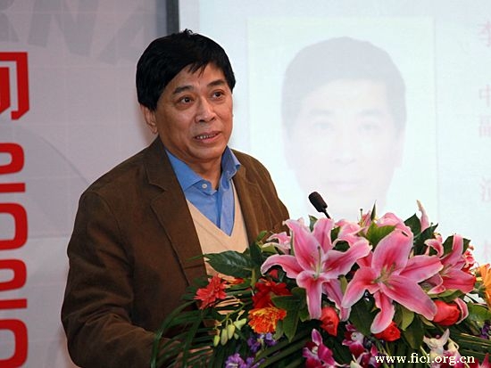 “第八届中国文化产业新年论坛”于2011年1月8日-9日在北京召开。上图为中华人民共和国文化部文化产业司副司长李小磊。"