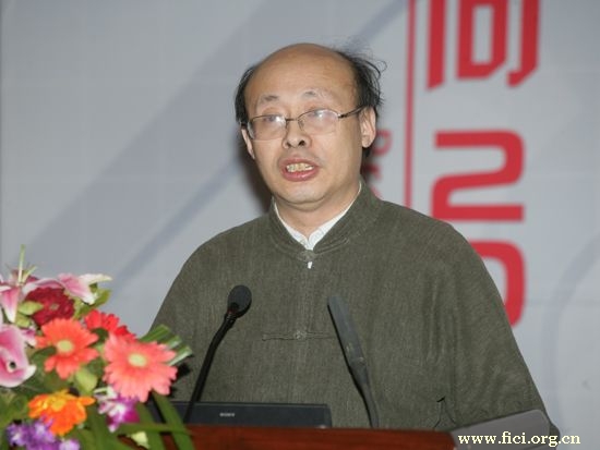 “第八届中国文化产业新年论坛”于2011年1月8日-9日在北京召开。上图为清华大学国家文化产业研究中心主任熊澄宇。(资料图片)